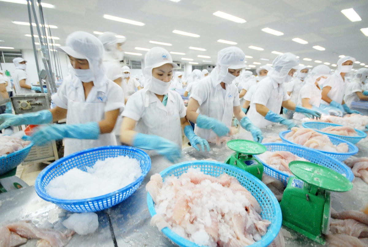 Để nâng sức cạnh tranh, doanh nghiệp phải chú trọng xây dựng và đăng ký bảo hộ thương hiệu.