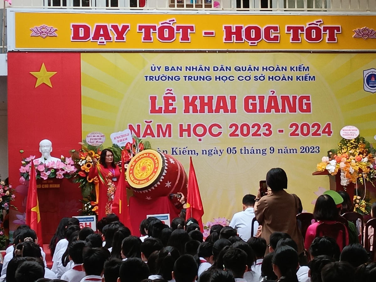 Tiếng trống khai giảng năm học 2023-2024 rộn ràng trên khắp cả nước