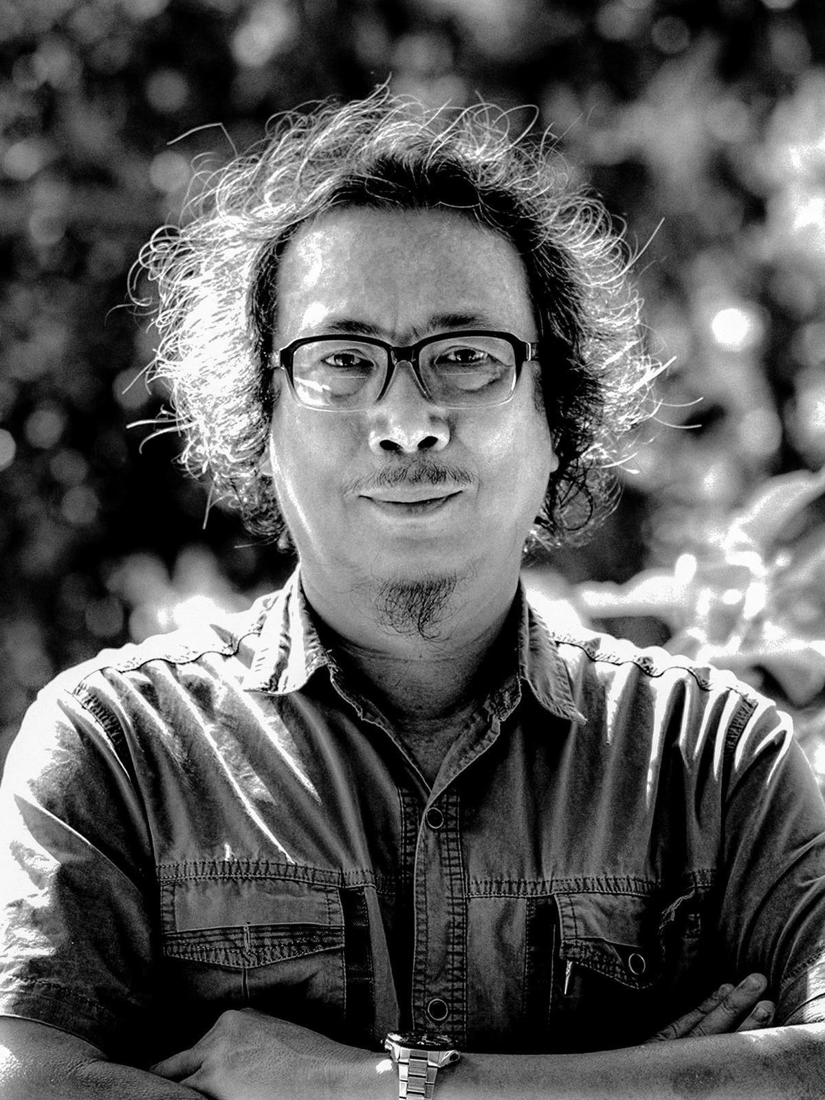 Nhà thơ Cao Xuân Sơn.