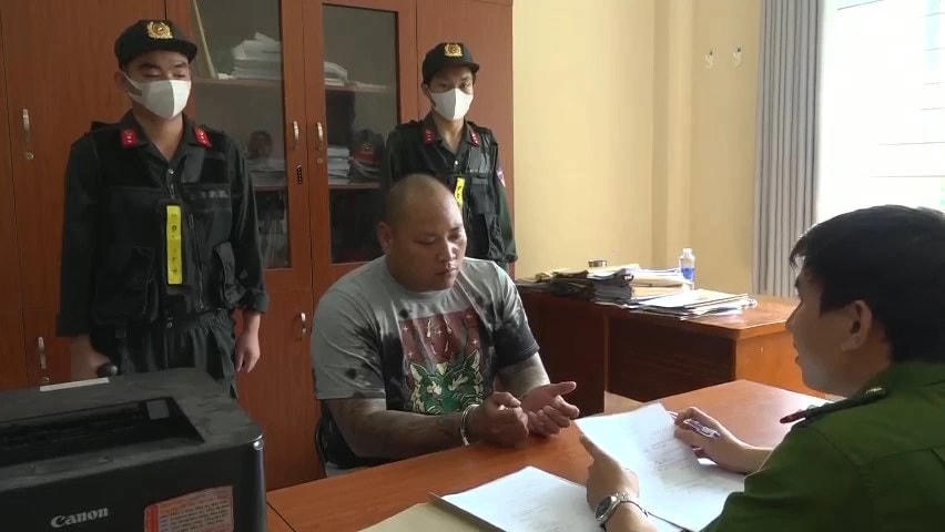 Công an TPHCM triệt phá băng nhóm hoạt động bảo kê tại khu vực chợ Bình Điền (quận 8) vào cuối tháng 4/2023.