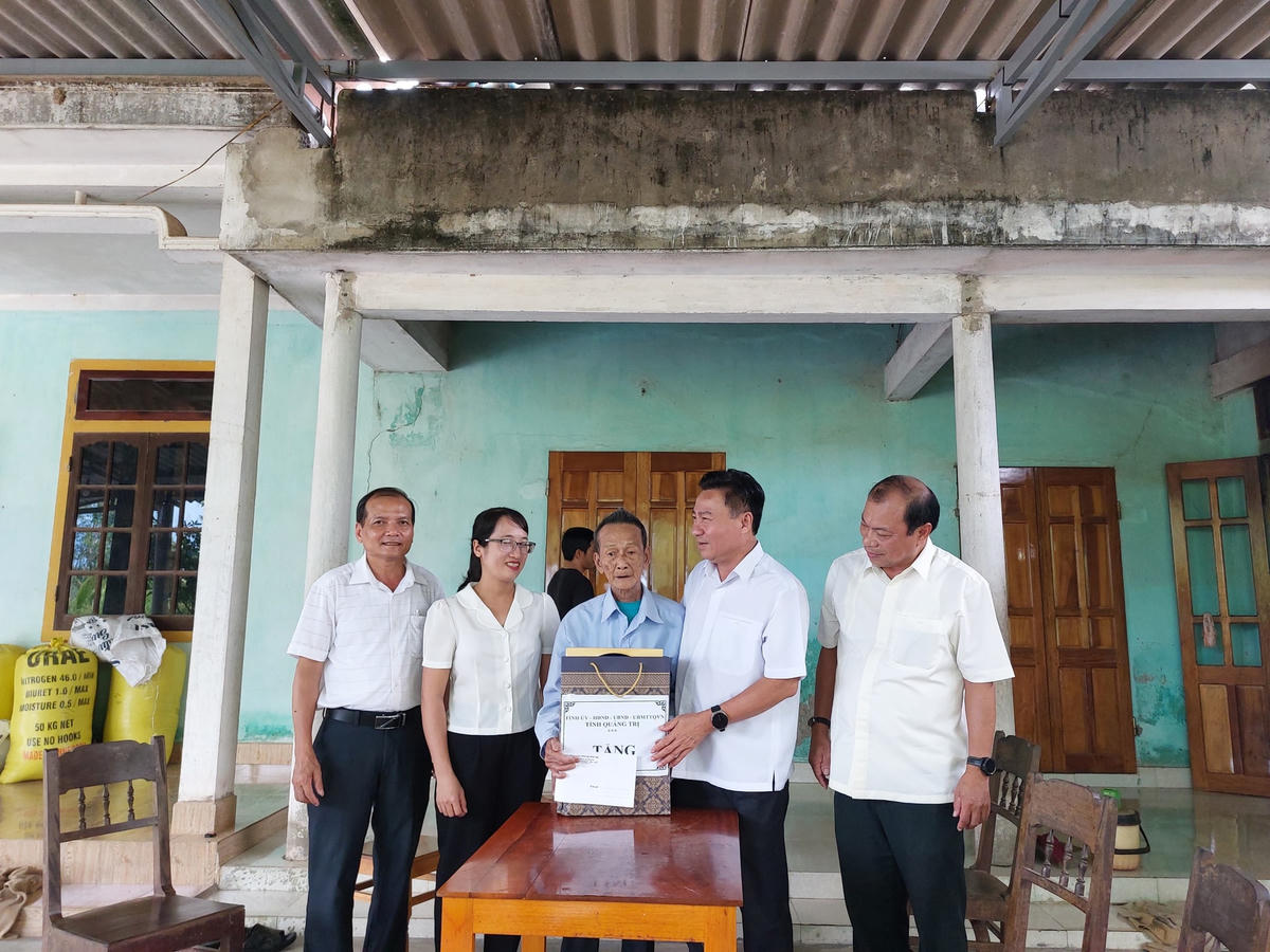 Dịp này, lãnh đạo tỉnh Quảng Trị sẽ trực tiếp đến thăm hỏi, động viên nhiều gia đình thương binh, liệt sĩ, gia đình chính sách trên địa bàn.