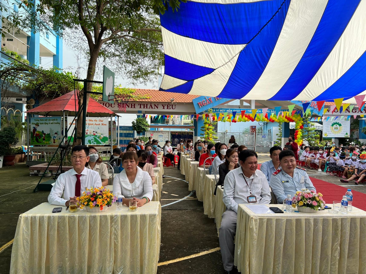 Các Đại Biểu tham dự Lễ khai giảng năm học 2022-2023.
