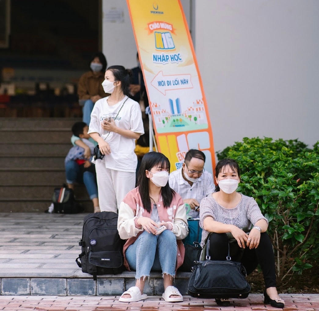 'Sốt' phòng trọ, trường đại học có hỗ trợ gì cho tân sinh viên?