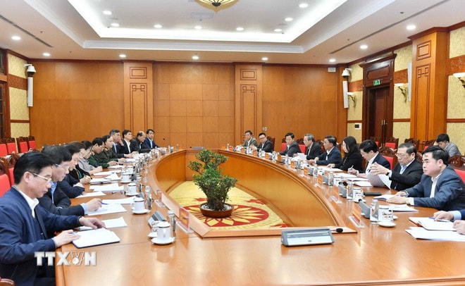 Quang cảnh hội nghị. (Ảnh: Phương Hoa/TTXVN) ttxvn-thuong-truc-ban-bi-thu-chu-tri-giao-ban-voi-cac-ban-dang-cac-van-phong-cac-dang-uy-va-mot-so-co-quan-o-trung-uong-7889503-resize-1.jpg