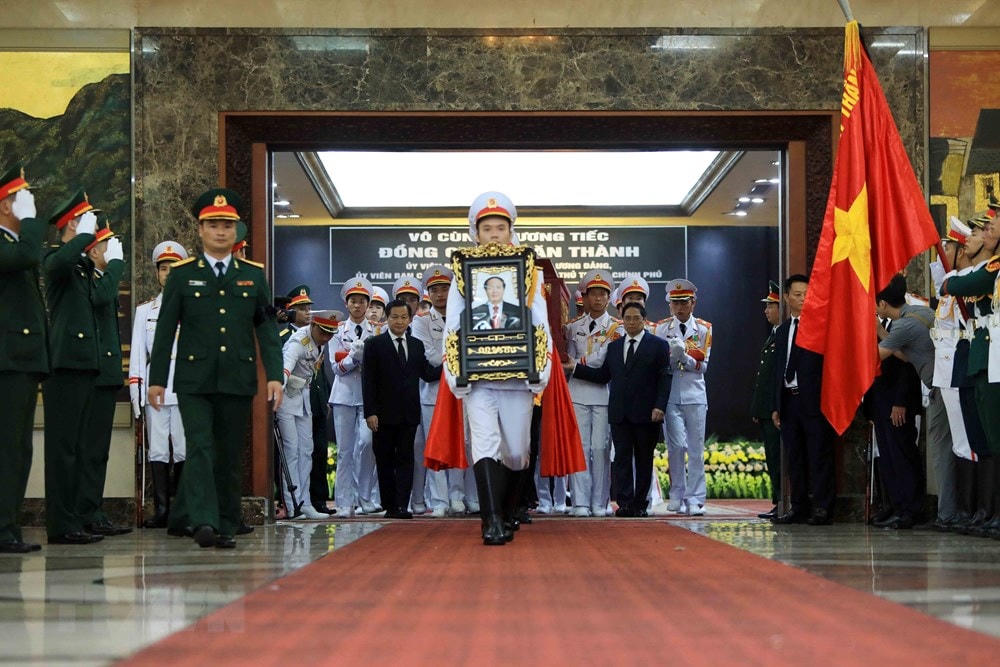 Lễ Di quan Phó Thủ tướng Lê Văn Thành. (Ảnh: An Đăng/TTXVN).