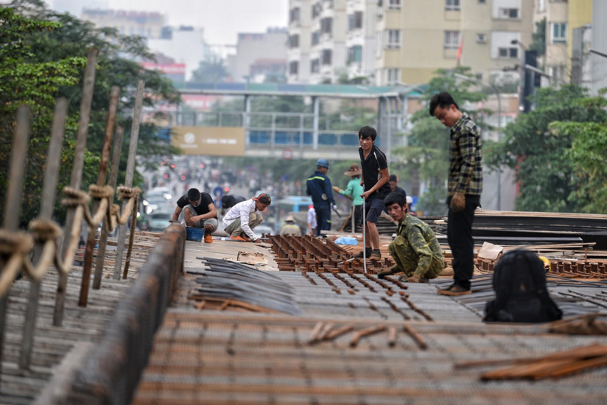 Dự án cầu vượt kết cấu thép hình chữ C nối Phạm Ngọc Thạch - Chùa Bộc có tổng mức đầu tư gần 150 tỷ đồng do Ban Quản lý dự án đầu tư xây dựng công trình giao thông thành phố Hà Nội làm chủ đầu tư.