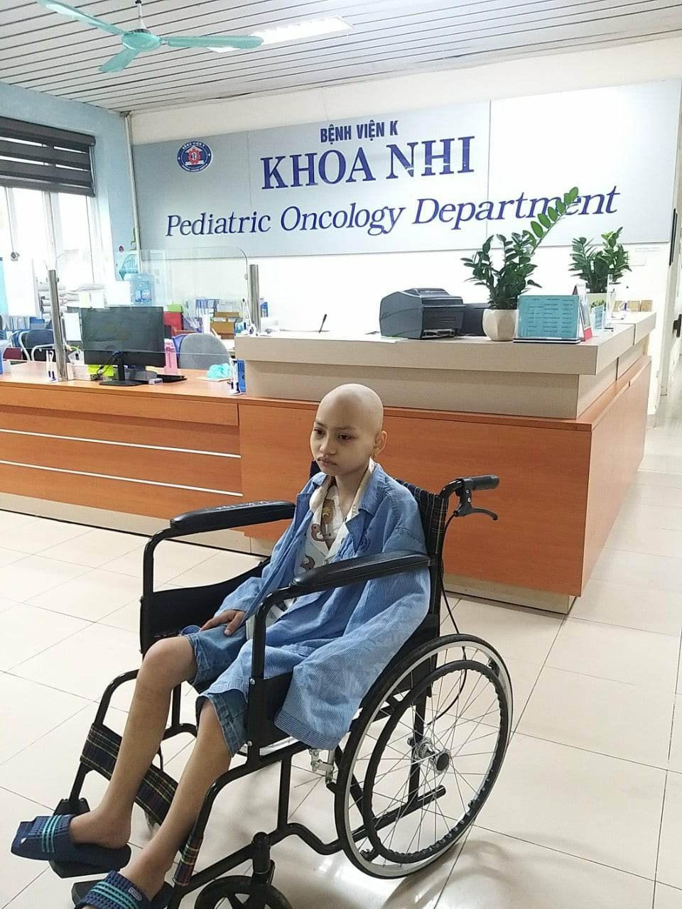 Quỳnh là học sinh rất ham học, luôn cố gắng vượt khó vươn lên.
