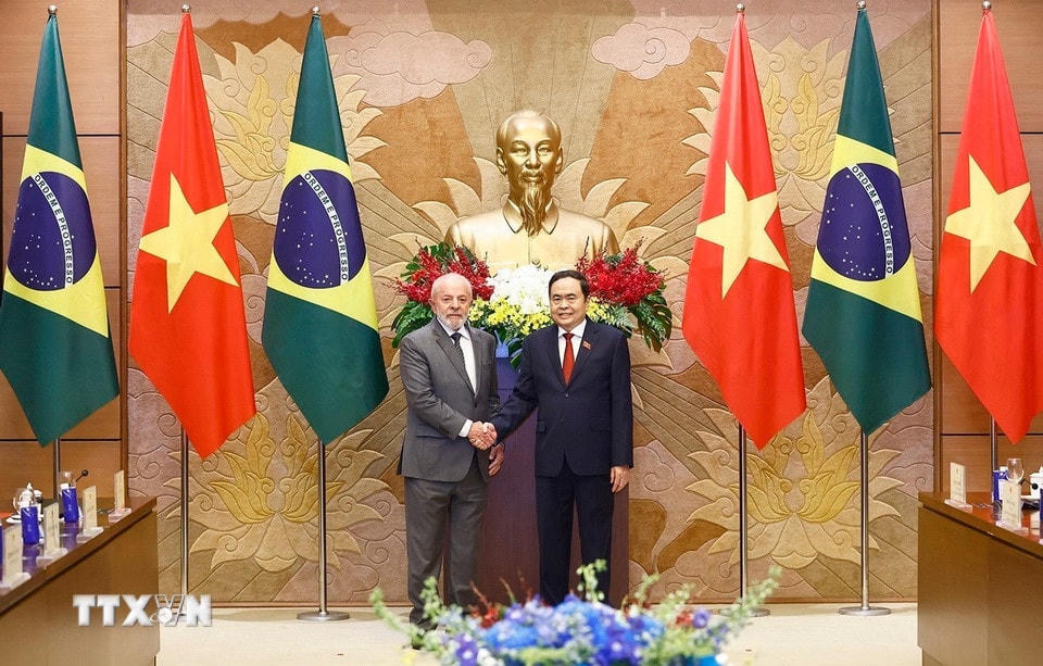 Chủ tịch Quốc hội Trần Thanh Mẫn hội kiến Tổng thống Cộng hòa Liên bang Brazil Luiz Inácio Lula da Silva. (Ảnh: Doãn Tấn/TTXVN)