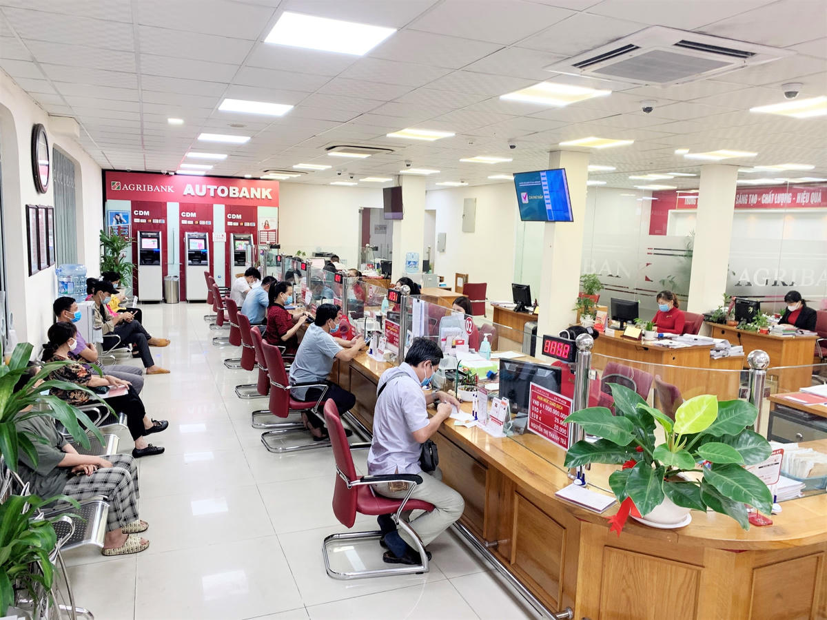 Agribank triển khai các chương trình tín dụng lãi suất thấp để hỗ trợ khách hàng