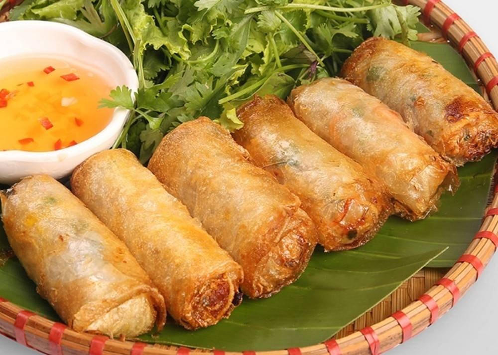 Bí quyết làm món nem rán giòn rụm ngày Tết