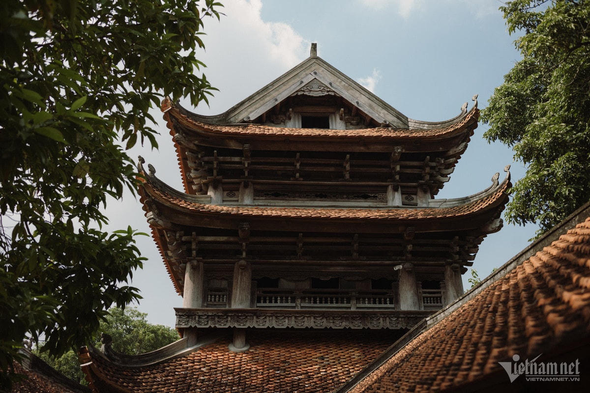 Ngắm gác chuông bằng gỗ cao nhất Việt Nam tại ngôi chùa linh thiêng ở Thái Bình