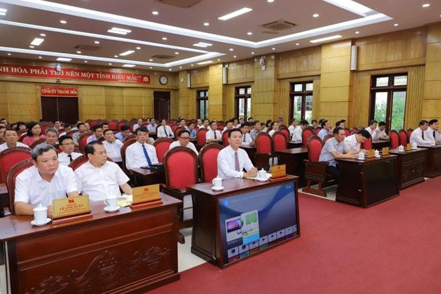 Ông Đỗ Trọng Hưng, Bí thư Tỉnh uỷ Thanh Hoá cùng một số lãnh chủ chốt cấp tỉnh tham dự hội nghị. 