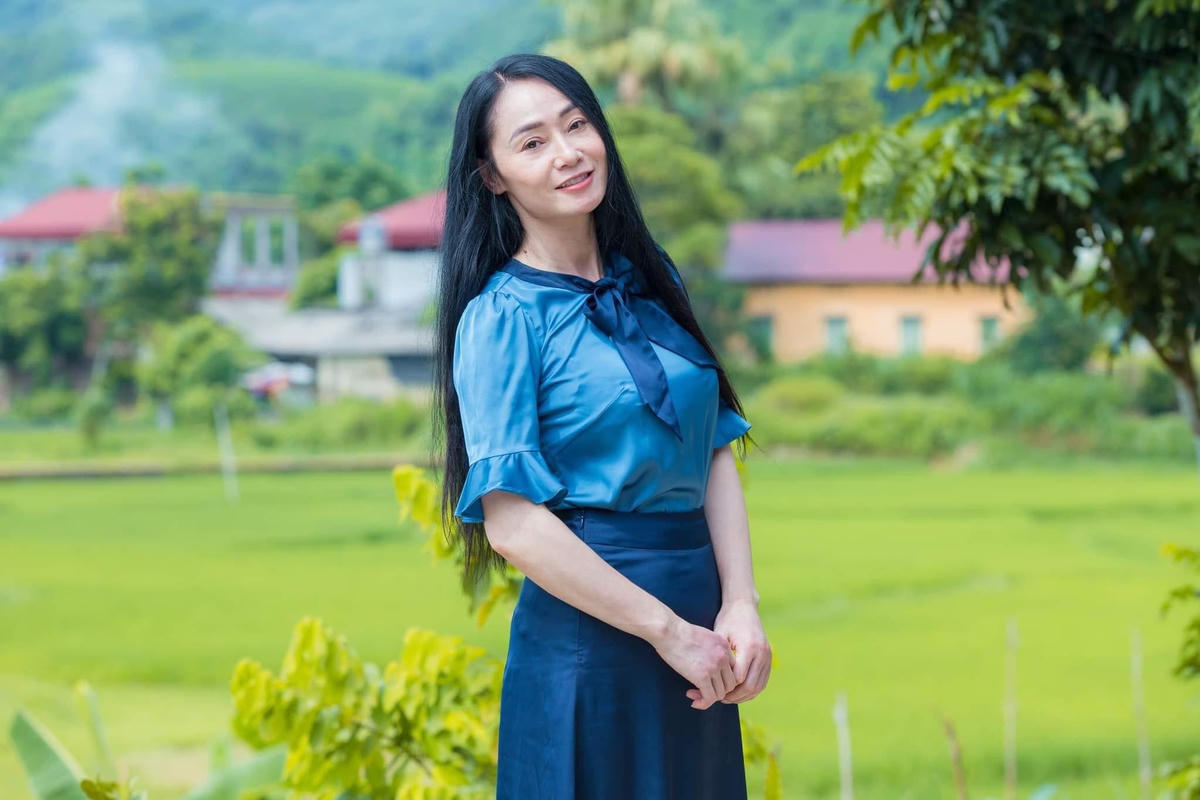 Diễn viên Quách Thu Phương khoe nhan sắc ngọt ngào trong "Chạm vào hạnh phúc" 2.