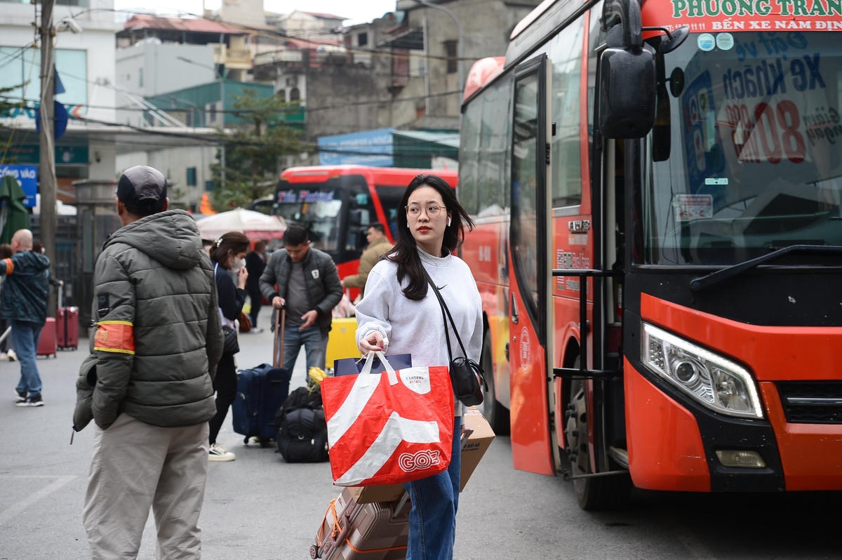 ben_xe_dong_duc-le-khanh27.jpg