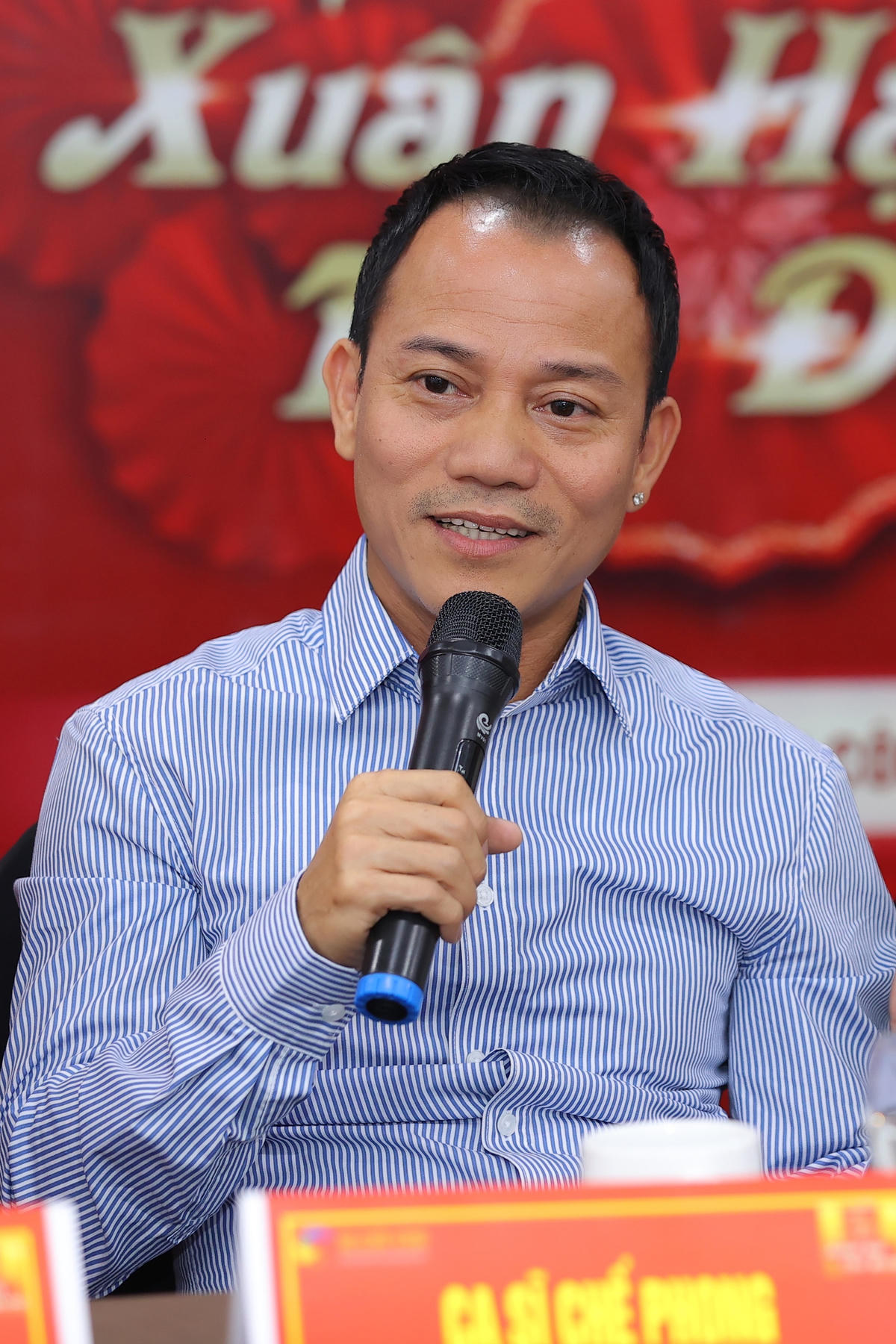 Ca sĩ Chế Phong. (ảnh: Hòa Nguyễn).