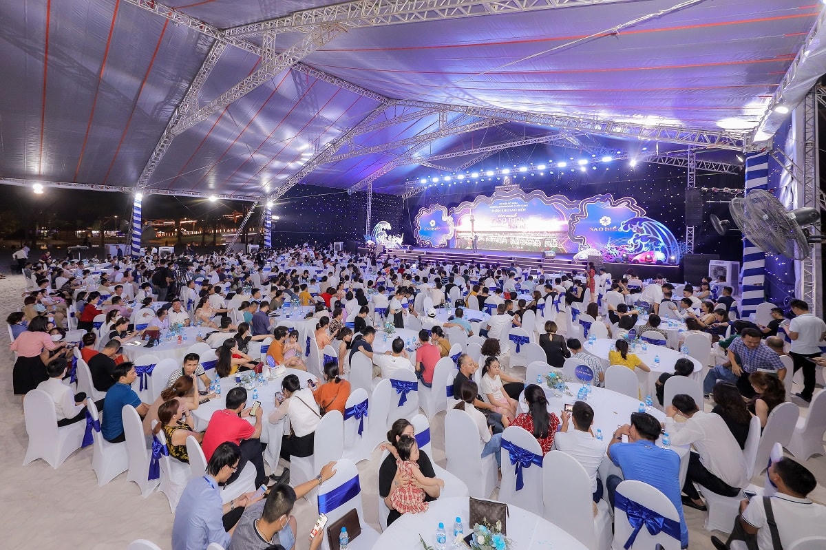 Hơn 1.000 nhà đầu tư, khách hàng đã tham dự sự kiện mở bán phân khu Sao Biển tại dự án Vinhomes Ocean Park 2 – The Empire.