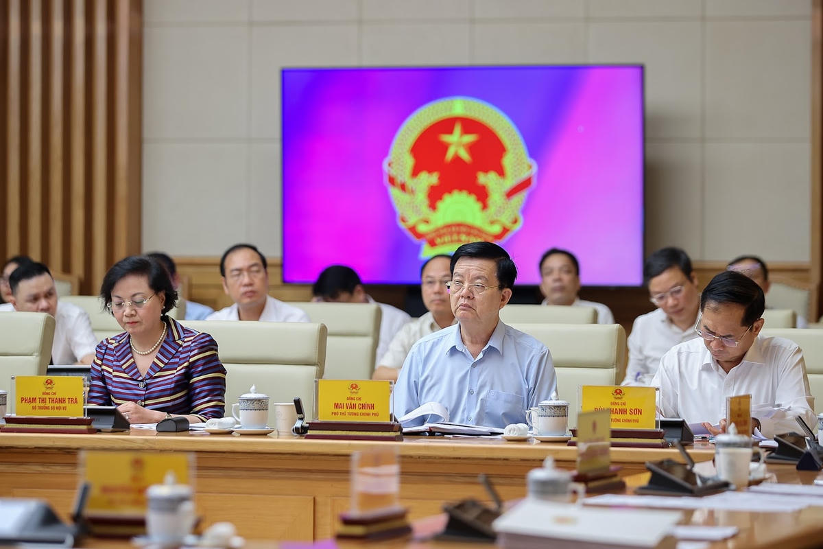 Chính phủ sẽ họp hằng tuần đến khi chính quyền địa phương 2 cấp vận hành thông suốt, trơn tru, toàn diện- Ảnh 4. Chính phủ sẽ họp hằng tuần đến khi chính quyền địa phương 2 cấp vận hành thông suốt, trơn tru, toàn diện- Ảnh 4.