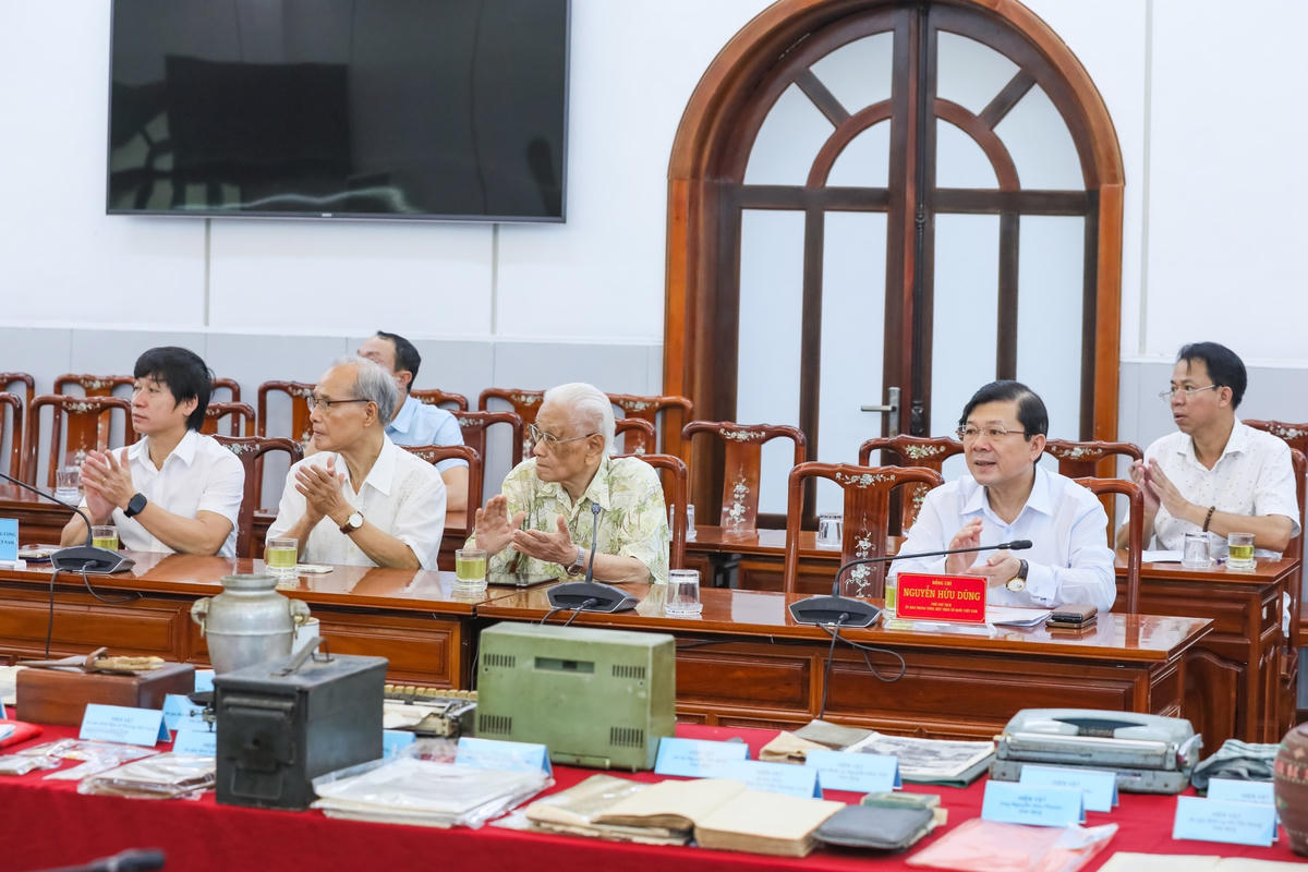 Phó Chủ tịch Nguyễn Hữu Dũng tham dự Hội nghị.