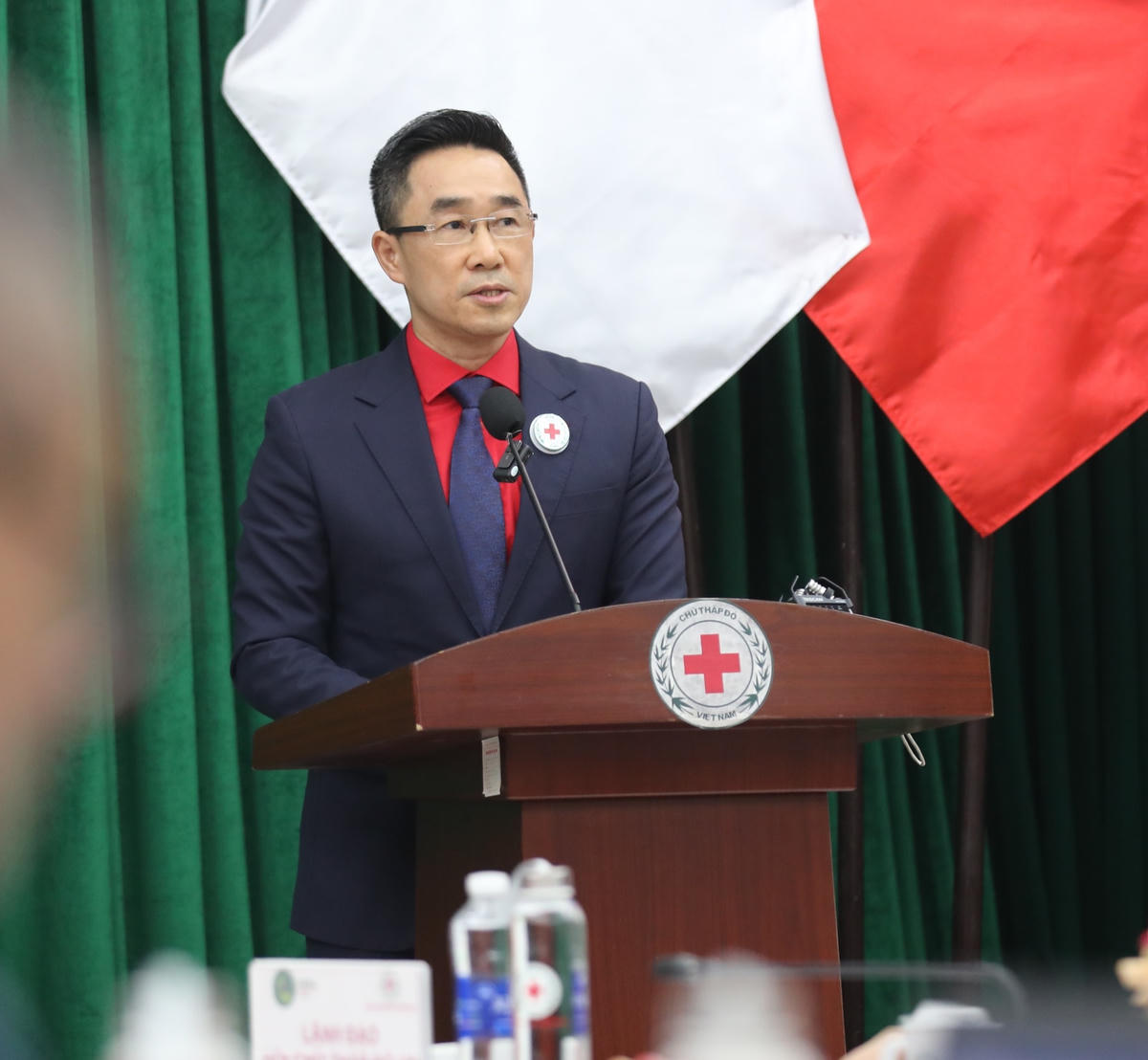 Ông Nguyễn Hải Anh, Phó Chủ tịch Hội Chữ thập đỏ Việt Nam thông tin về các hoạt động xung quanh Hội nghị chữ thập đỏ - Trăng lưỡi liềm đỏ quốc tế khu vực Châu Á - Thái Bình Dương lần thứ 11 (AP - 11).