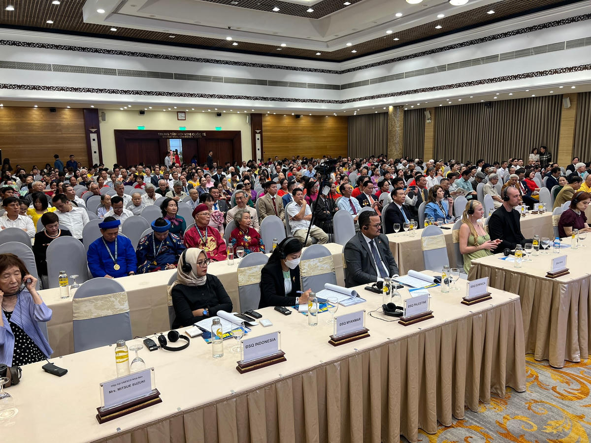 Hội nghị có sự tham gia của hơn 500 học giả, các nhà khoa học và những người tham gia công tác UNESCO trên toàn thế giới và Việt Nam.