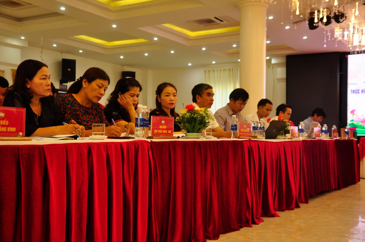 Các đại biểu tham dự Hội thảo.