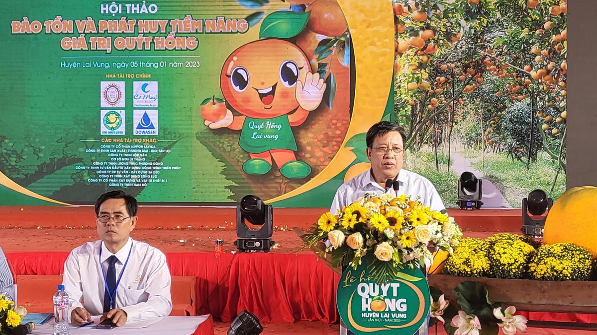 Ông Lê Thanh Tùng - Phó Cục trưởng Cục Trồng trọt, Bộ Nông nghiệp và Phát triển nông thôn chia sẻ nhiều thông tin tại hội thảo.