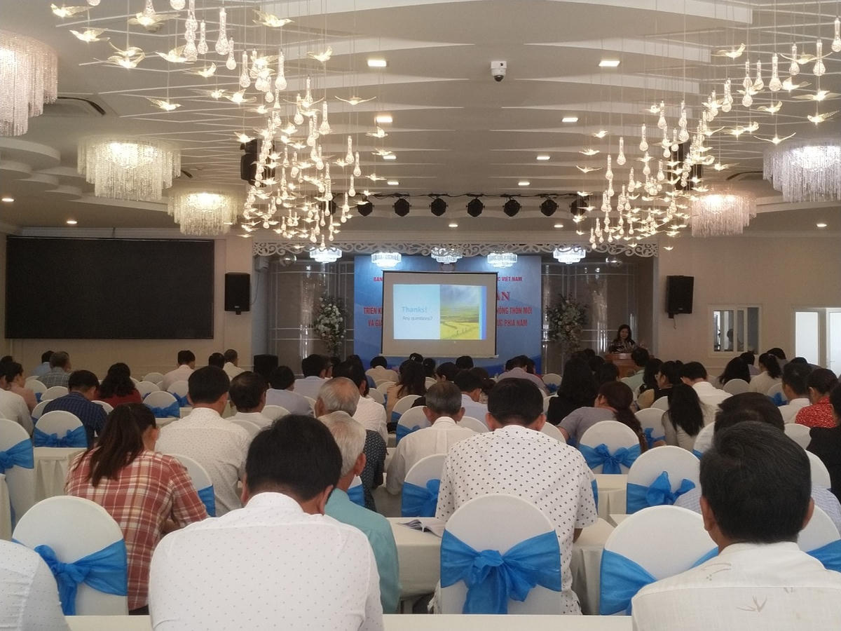Quang cảnh hội nghị.