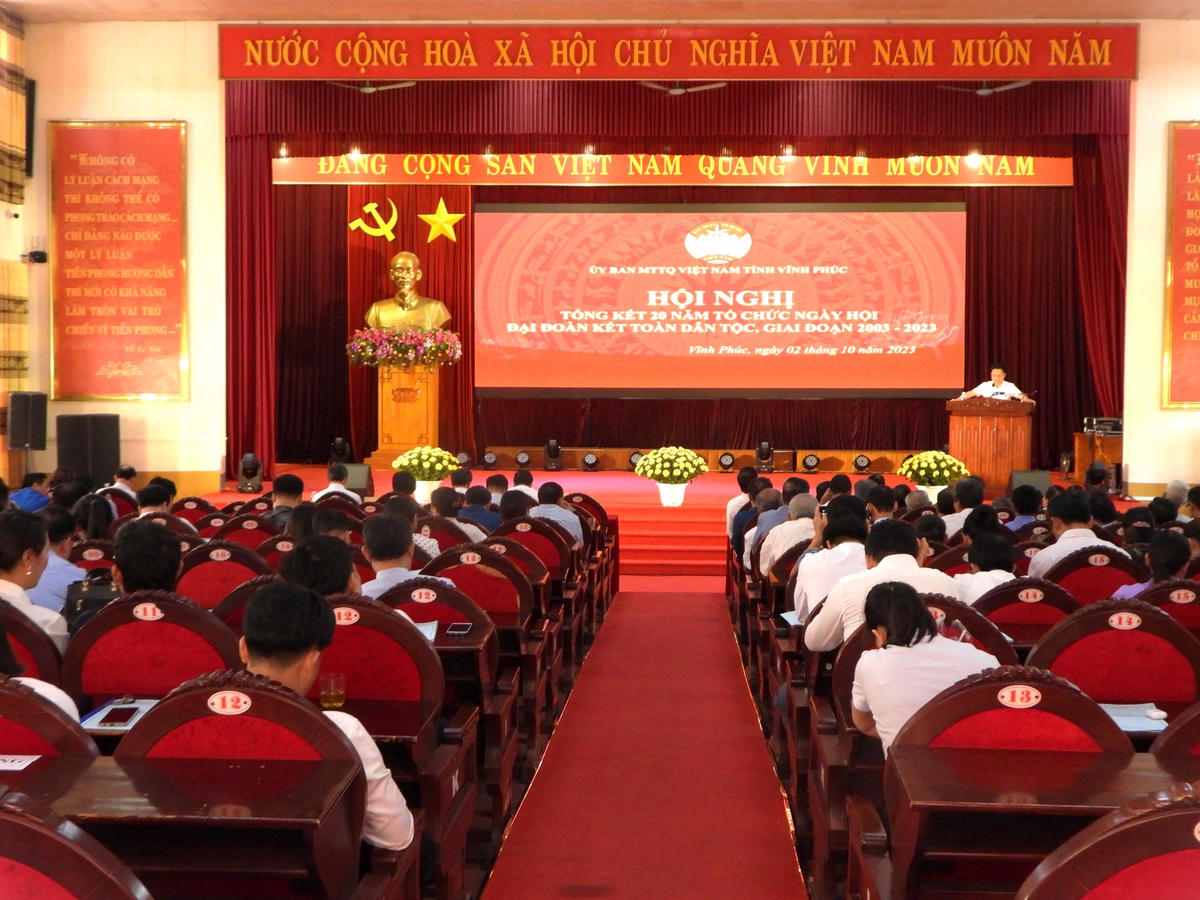Toàn cảnh Hội nghị.