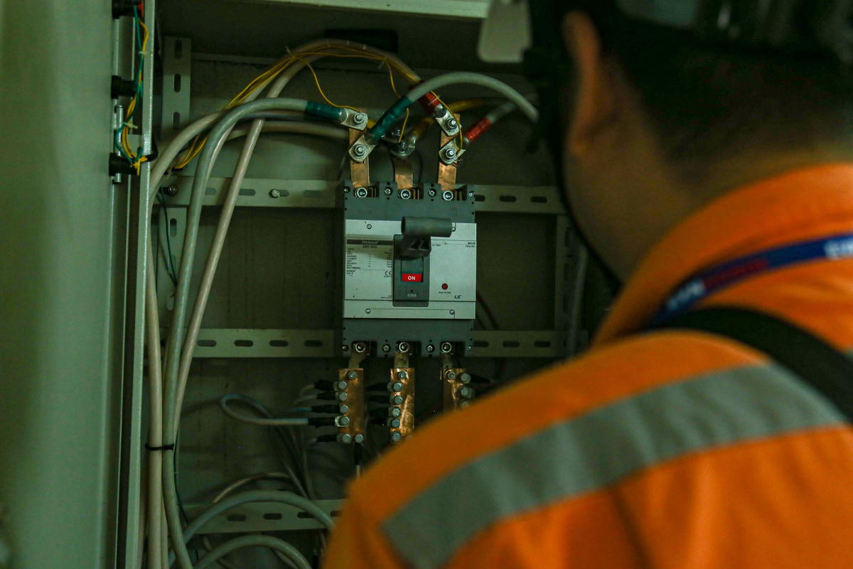 EVN vi phạm nhiều vấn đề trong điều hành điện