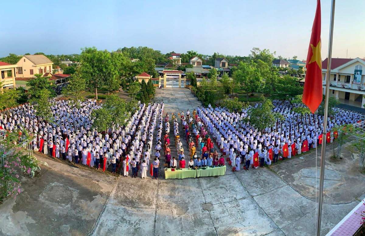 Tại tỉnh Quảng Trị, trong sáng nay các cơ sở giáo dục mầm non, tiểu học, THCS, THPT và giáo dục thường xuyên trên địa bàn tỉnh Quảng Trị tổ chức khai giảng năm học mới 2022 - 2023.