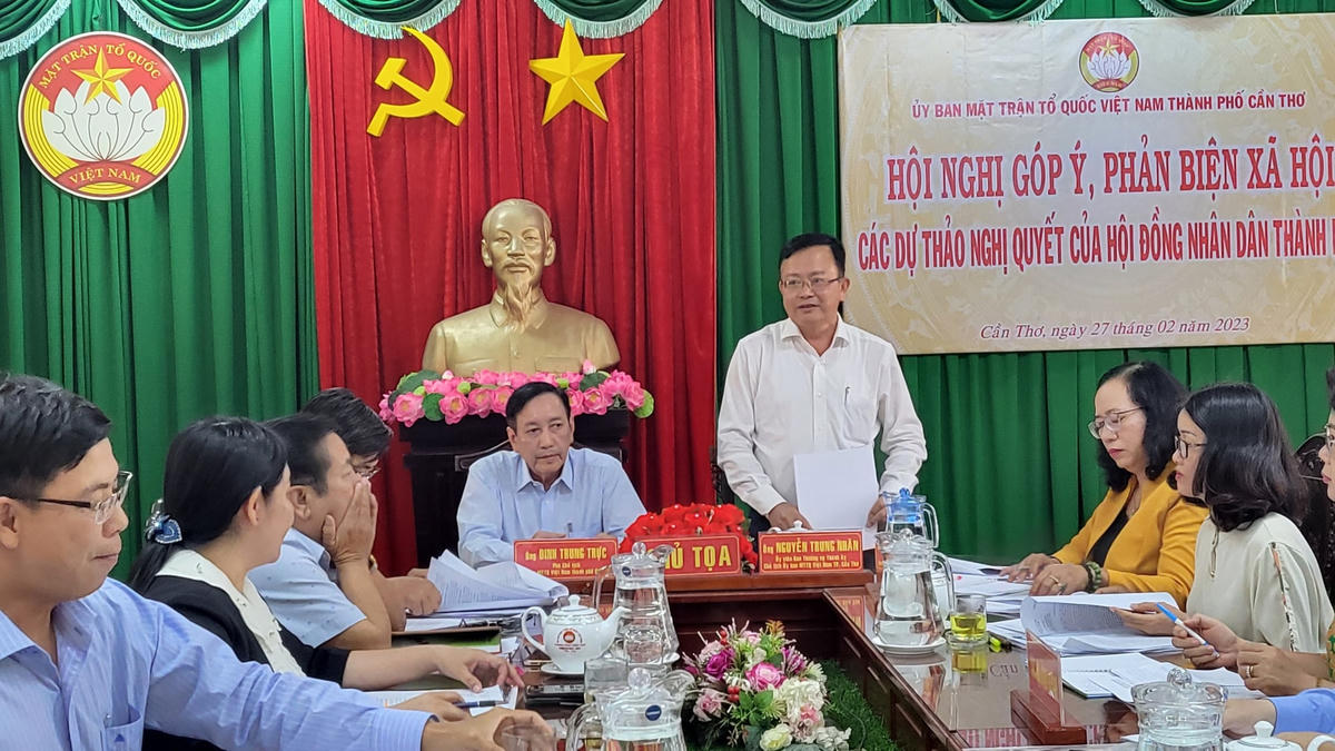 hủ tịch Uỷ ban MTTQ Việt Nam TP Cần Thơ Nguyễn Trung Nhân phát biểu tại hội nghị.