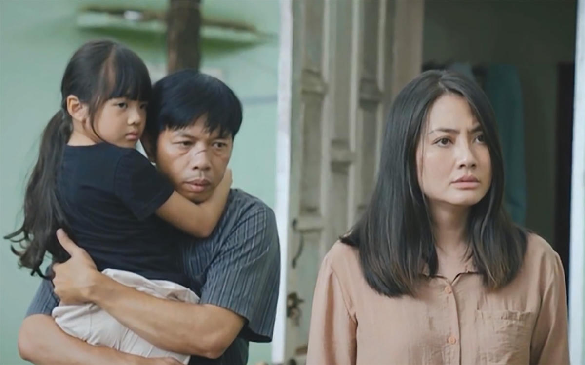 Hình ảnh trong bộ phim Mẹ Rơm.  
