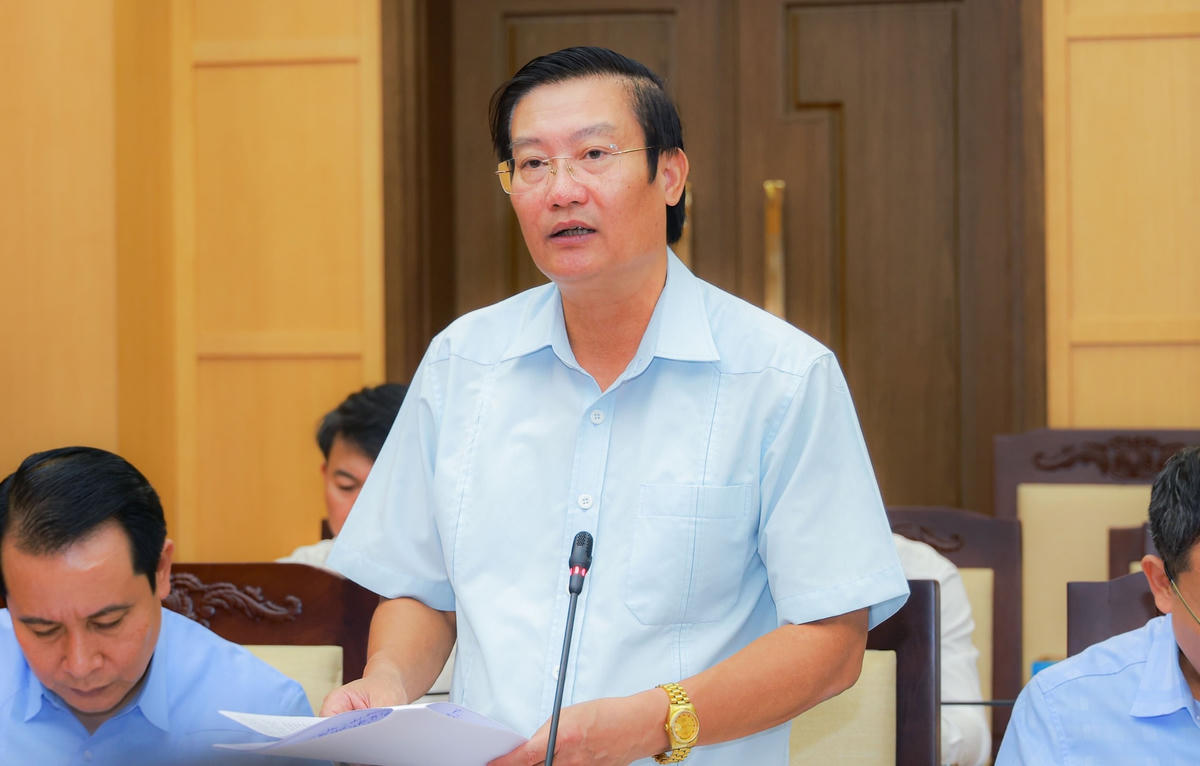 Chủ tịch Ủy ban MTTQ tỉnh Nguyễn Tuấn Khanh phát biểu tại buổi khảo sát. Ảnh: Trà Hương.