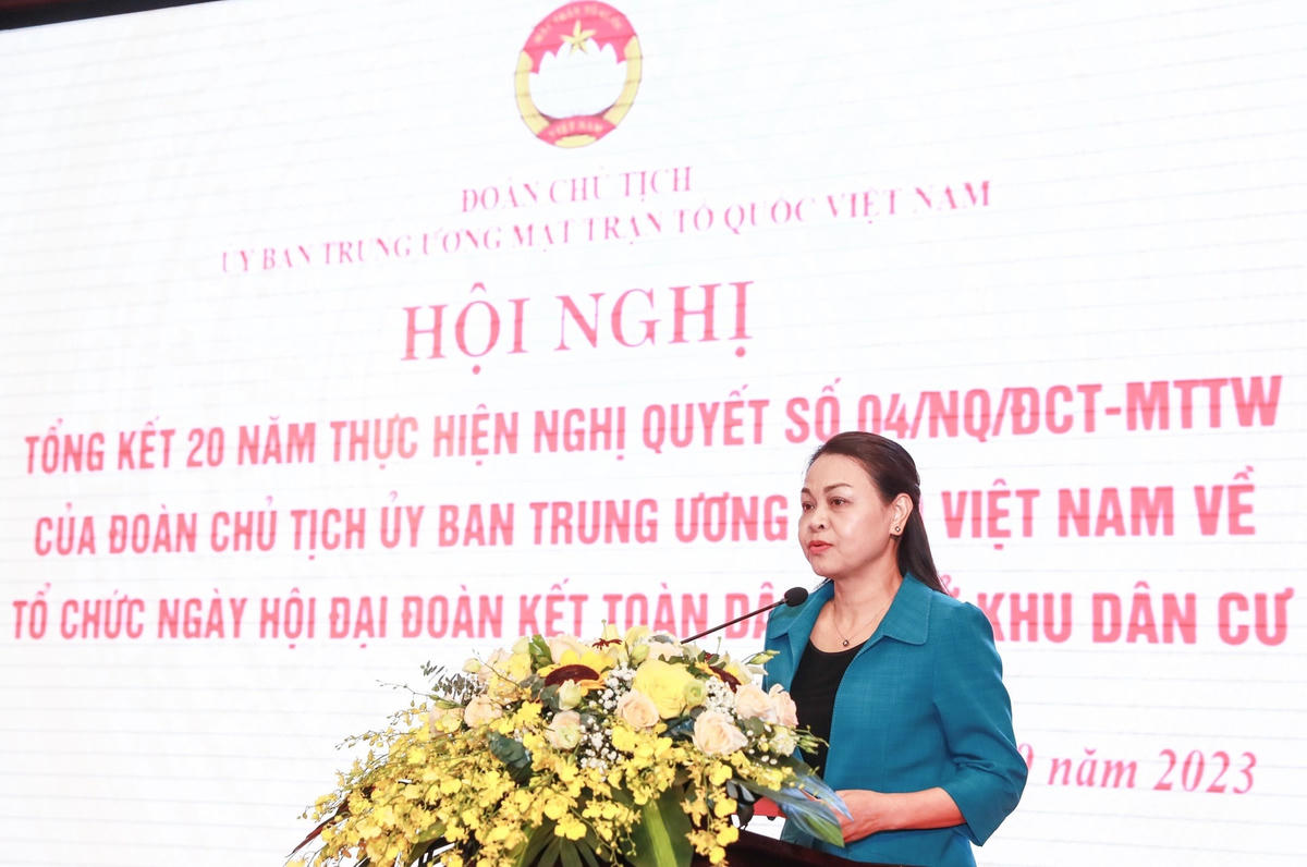 Phó Chủ tịch – Tổng Thư ký Nguyễn Thị Thu Hà phát biểu tại Hội nghị. Ảnh: Quang Vinh.