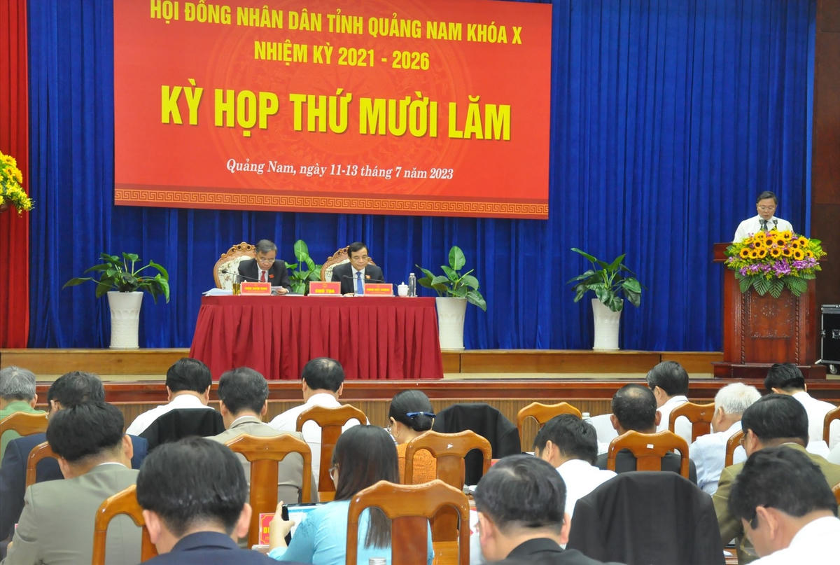 Quang cảnh kỳ họp thứ 15, HĐND tỉnh Quảng Nam, khóa X.