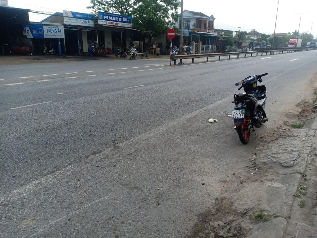 Hiện trường vụ tai nạn. Ảnh: H.T..