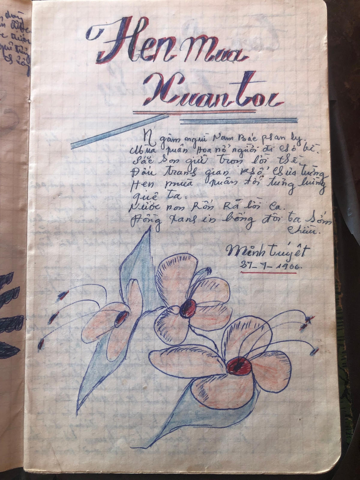 Nhiều nét chữ, bút tích để lại trong cuốn sổ đặc biệt.