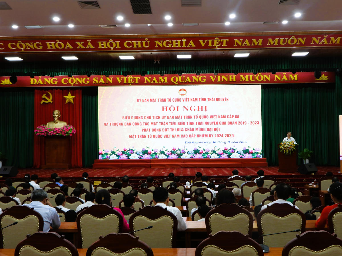 Toàn cảnh Hội nghị.