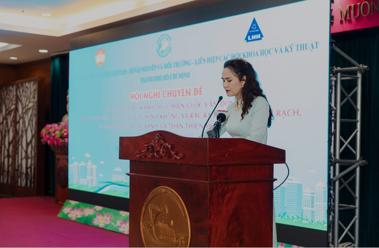 Lãnh đạo Tập đoàn Mai Hoa Nguyễn Thị Thanh Mai phát biểu tại chương trình