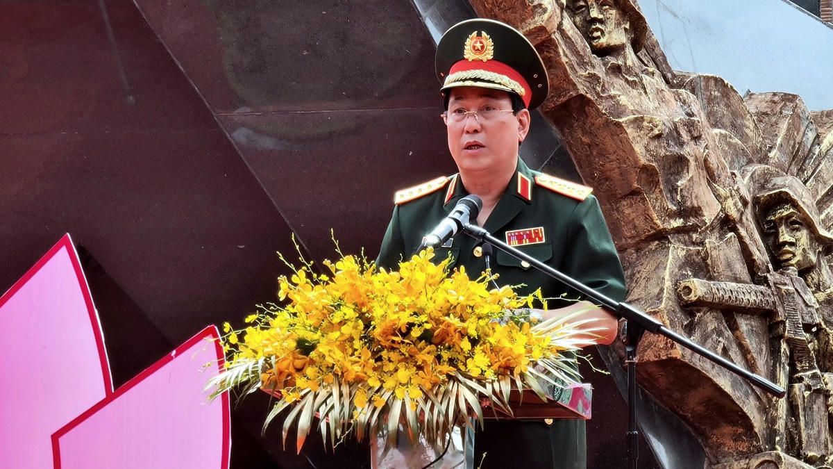 Đại tướng Lương Cường, Ủy viên Bộ Chính trị, Chủ nhiệm Tổng cục Chính trị Quân đội nhân dân Việt Nam phát biểu.
