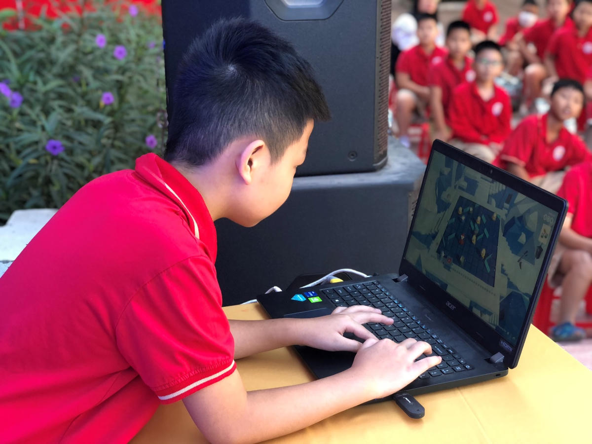 Học sinh Trường Tiểu học Thành Công A (quận Ba Đình, Hà Nội) trong buổi tuyên truyền về sử dụng Internet an toàn và hiệu quả. Ảnh minh họa.