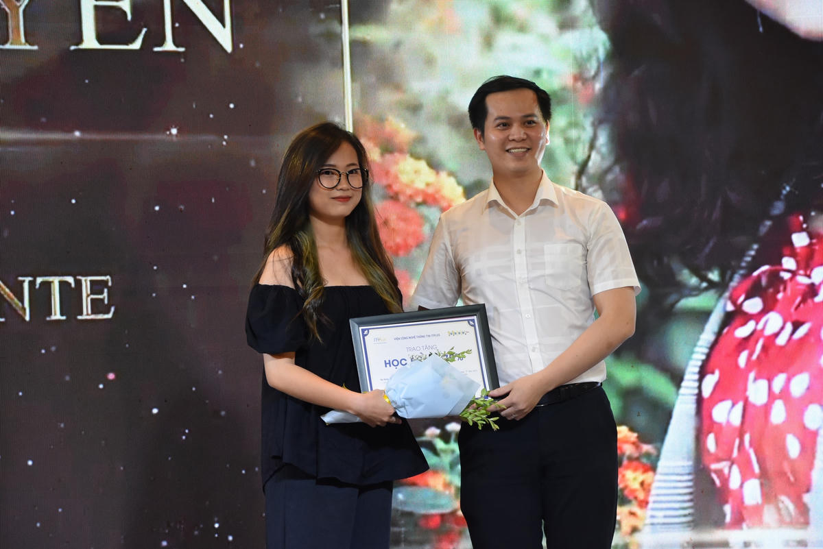 Giải Nữ diễn viên chính xuất sắc nhất: Trần Hà My. Nam diễn viên chính xuất sắc nhất: Nguyễn Đức Minh.