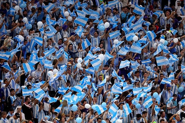 Màn trình diễn của Argentina trong suốt 2/3 thời gian trận đấu khiến các CĐV của họ tin chiếc Cup vàng sẽ thuộc về mình.