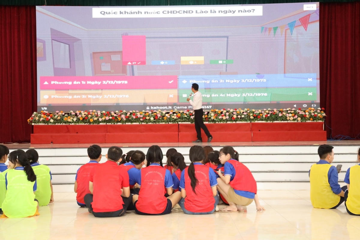Những câu hỏi từ dễ đến khó, dù đã được nghe nhiều lần nhưng vẫn có nhiều bạn làm sai, thậm chí sau khi đáp án vang lên, một số bạn thốt lên "uh nhỉ". Ảnh: Điền Bắc.