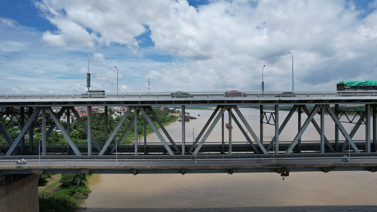 Hà Nội: Chiêm ngưỡng cầu Thăng Long bắc qua sông Hồng sau gần 40 năm hoạt động