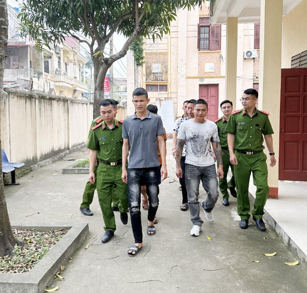 6 người trong đường dây tín dụng đen bị bắt giữ