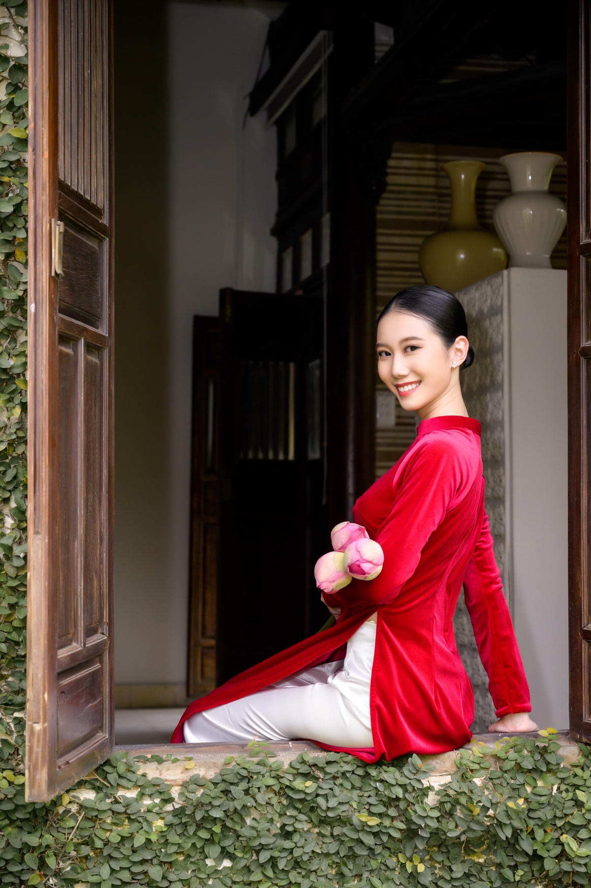 Không chỉ gây chú ý vì sở hữu nhan sắc vô cùng xinh đẹp, Hà Phương còn gây ấn tượng khi sở hữu loạt thành tích ấn tượng. 