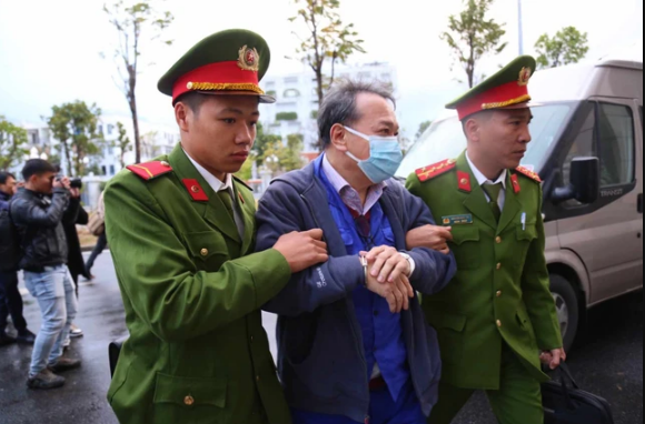 xet-xu-vu-an-viet-a-luat-su-noi-cuu-vu-truong-phai-lam-theo-chi-dao-cua-cap-tren-ddk.png