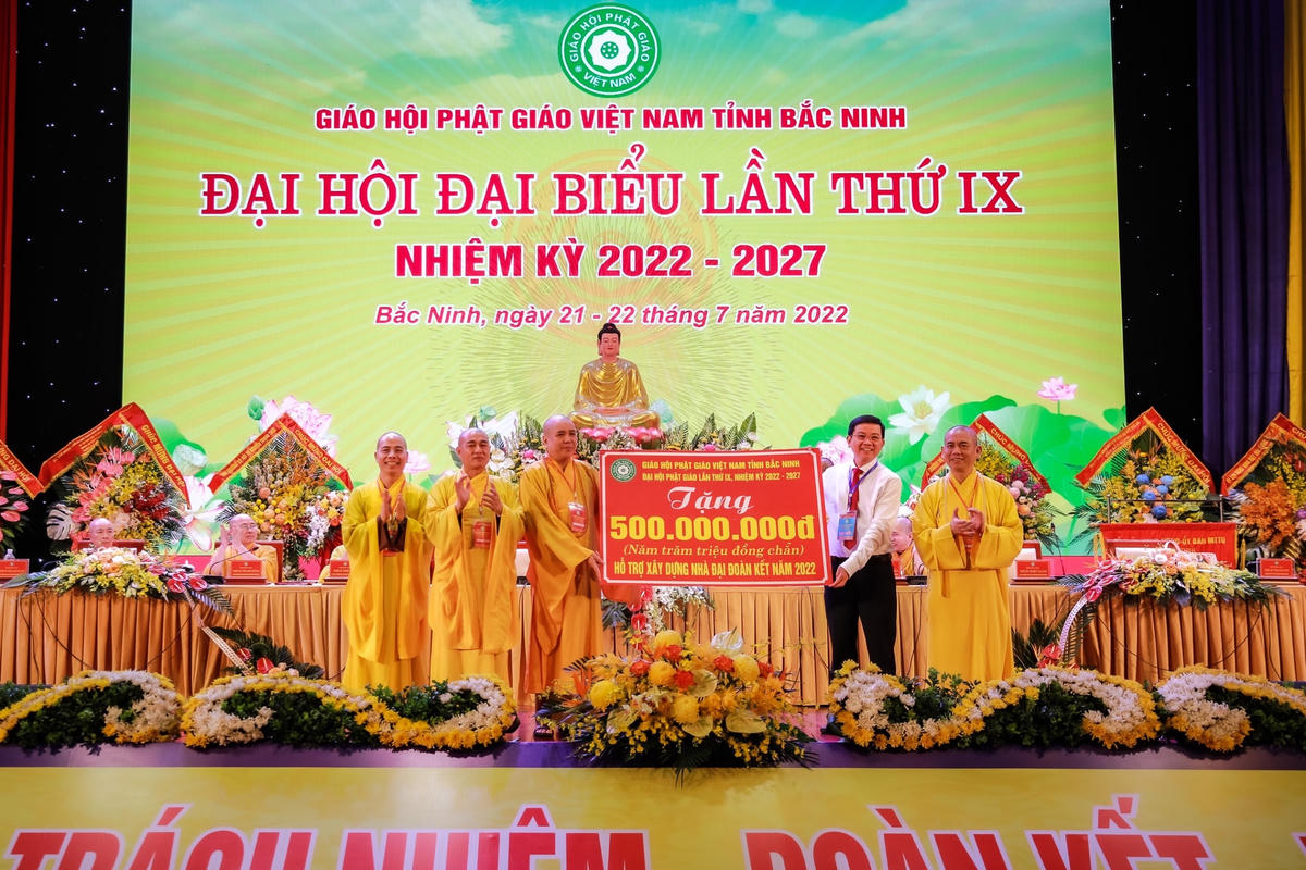 GHPG tỉnh Bắc Ninh trao số tiền 500 triệu đồng cho Uỷ ban MTTQ Việt Nam tỉnh Bắc Ninh hỗ trợ xây dựng Nhà Đại đoàn kết cho hộ nghèo năm 2022.