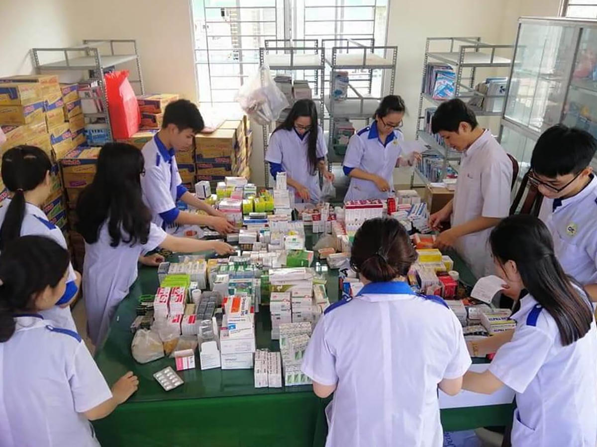 Sinh viên Trường Cao đẳng Y tế Cần Thơ trong giờ học.